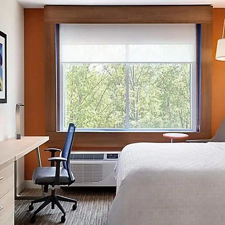 Express & Woodside Laguardia Airport Hotel New York