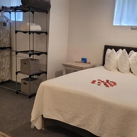 A Simple Studio - Jfk Abt 5mi Guest house *