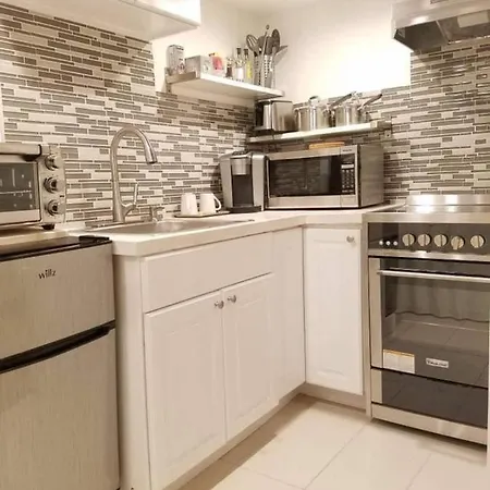 A Simple Studio - Jfk Abt 5mi * New York