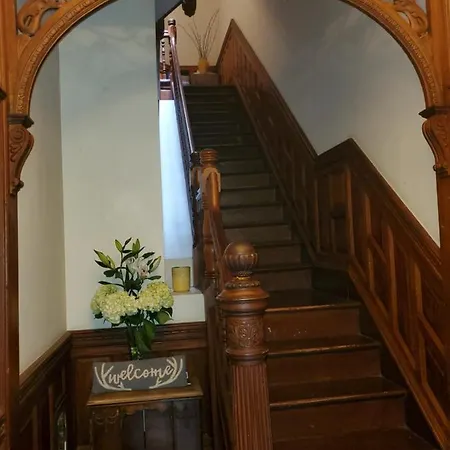 Bed & Breakfast West 119th Guest New York