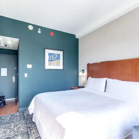 Vista Lic Hotel, Premier Collection By Western Hotel New York