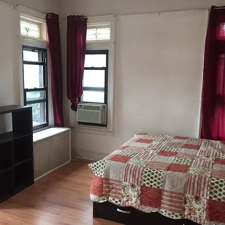 Two Bedroom In Queens *