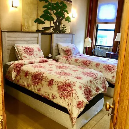 Northern Lights Mansion Bed & Breakfast