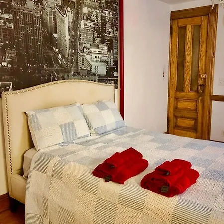 Bed & Breakfast Northern Lights Mansion New York