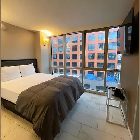 Hotel Henny 3*