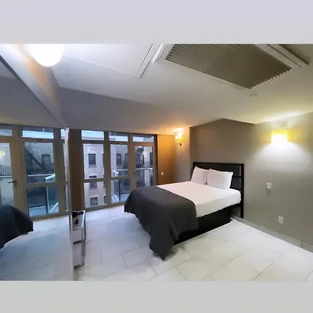 Hotel Hotel Henny 3*