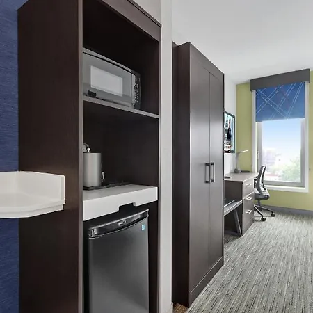 Hotel 1200