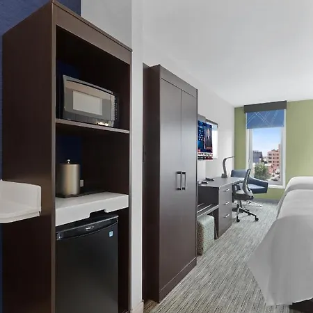 1200 New York