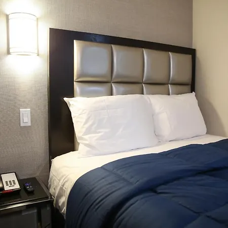 Hotel Vybe 3*
