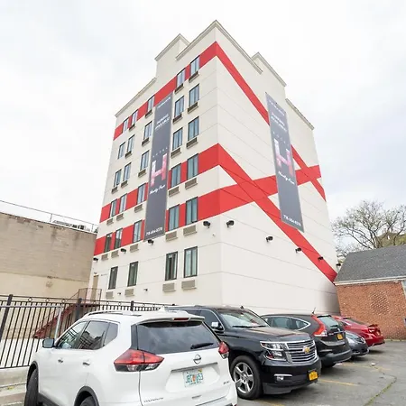 Hotel Hotel Ninety Five Near Parkchester New York