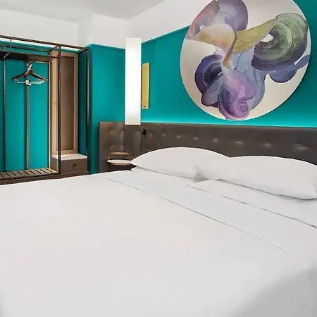 Hyatt Centric Midtown 5th Avenue 4*