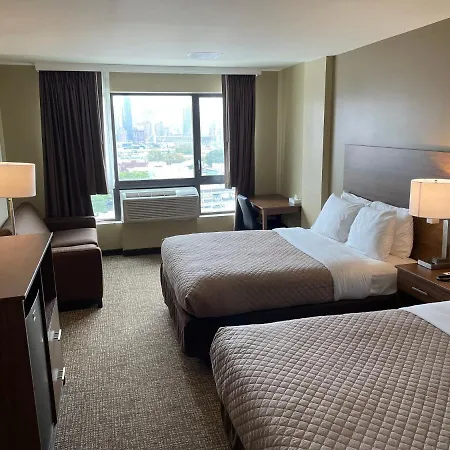 Hotel Astoria Delancy & 3*