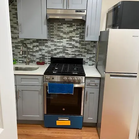 Guest house A Great In Queens *