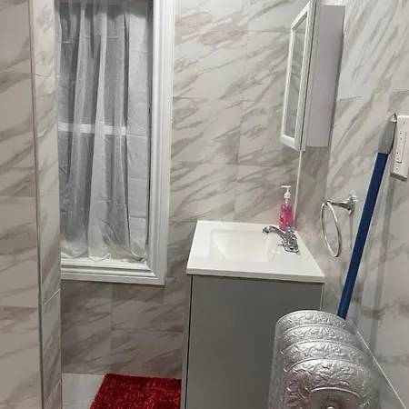 A Great In Queens Guest house New York