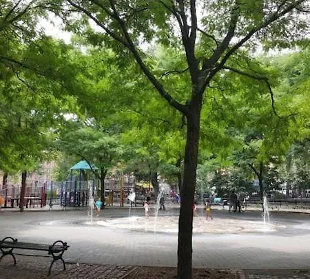 1830's Historic Merchant House On The Park Les New York
