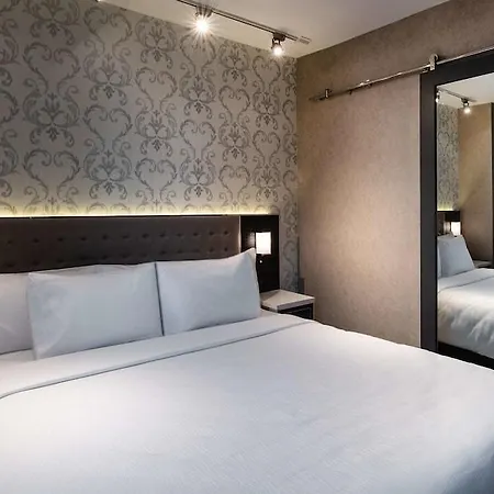 Aliz Times Square Hotel