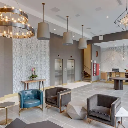 Microtel By Wyndham Long Island