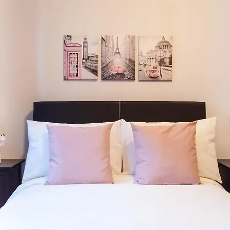 Upper Manhattan Bedrooms Hostel *