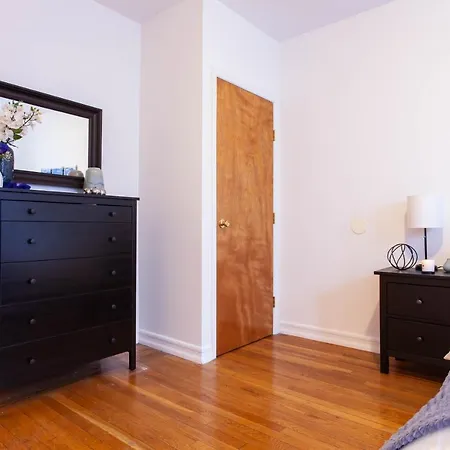 Upper Manhattan Bedrooms Hostel