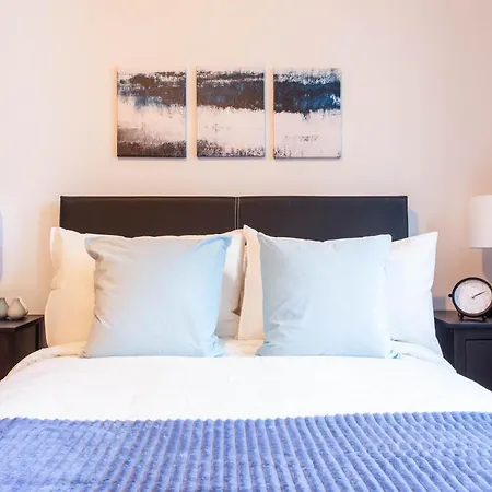 Upper Manhattan Bedrooms * New York
