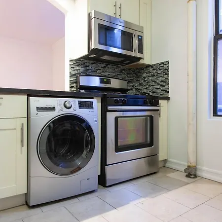 Upper Manhattan Bedrooms * New York