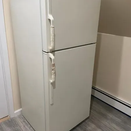 A In Queens Guest house