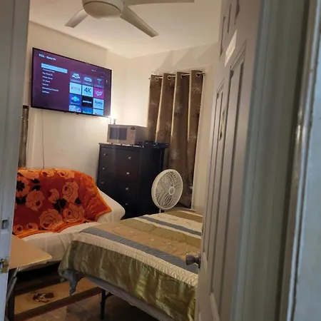 Bklyn Cozy Spot Bed & Breakfast New York