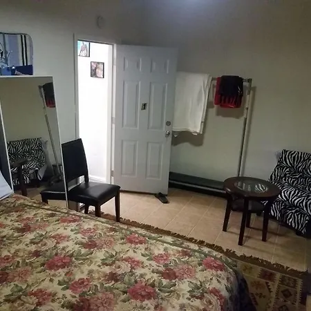 Private Spot Ower Little Secret Bed & Breakfast New York