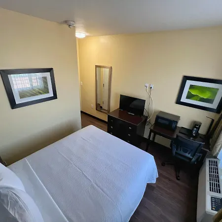 Ozone Inn & Suites