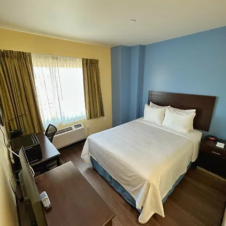 Ozone Inn & Suites * New York