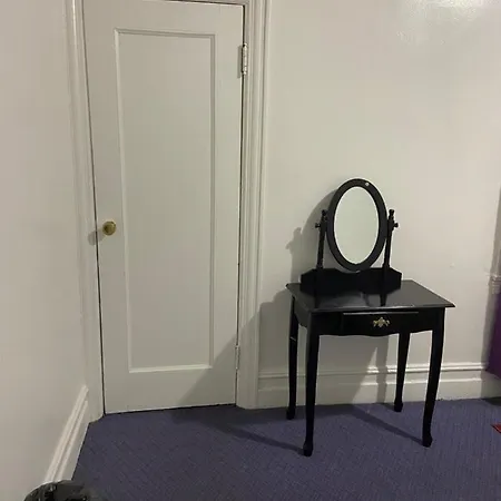 Guest house A Sweet In Queens New York