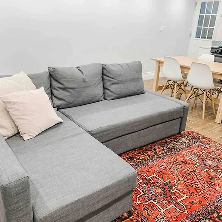 Luxury With Backyard + Close Transportation