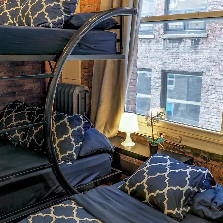 Hello Broadway Apartment