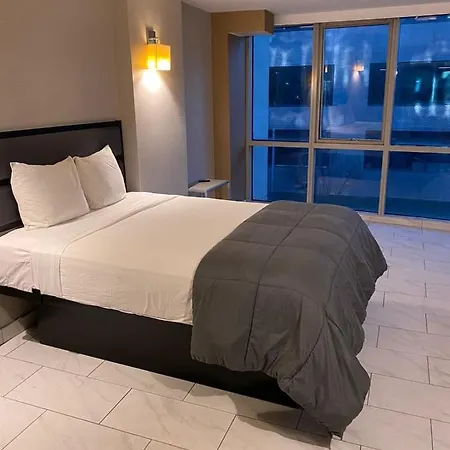Hotel Henny