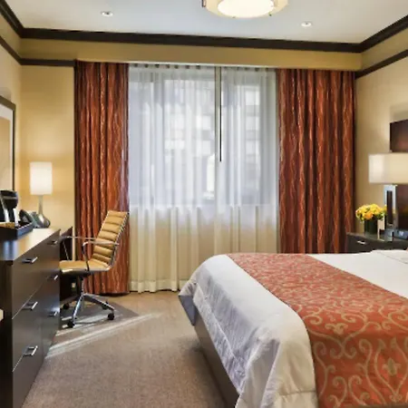 The Pearl 4*