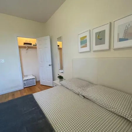 Nyc Manhattan Bedroom * New York