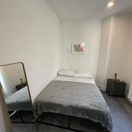 Nyc Manhattan Bedroom Hostel New York