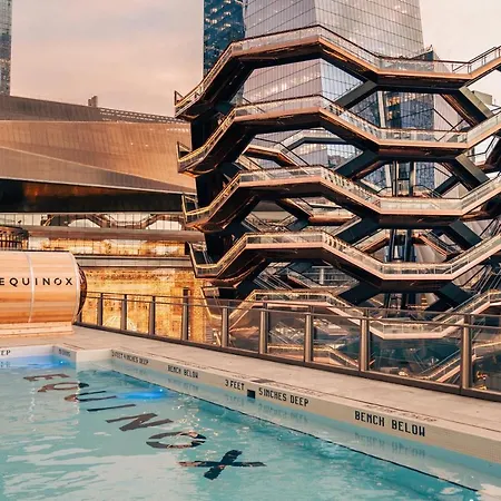 Equinox Hotel 5*