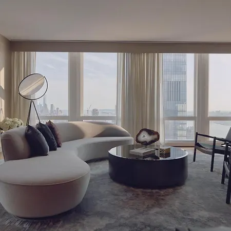 Equinox 5* New York