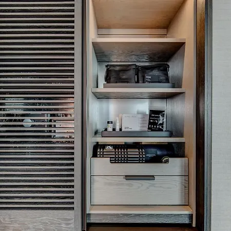 Hotel Equinox 5*