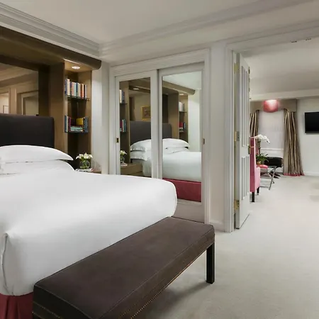 The Michelangelo Hotel