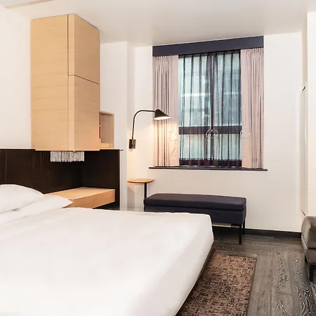 Hyatt Herald Square 4*