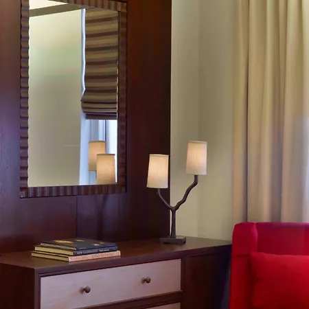 Hotel Lexington Plaza