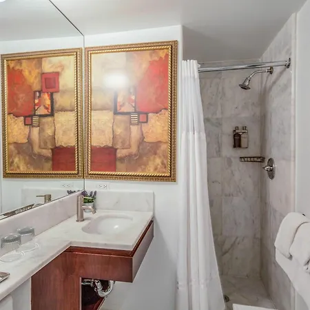 The Historic Blue Angel Lexington Ave, An Ascend Collection 4*