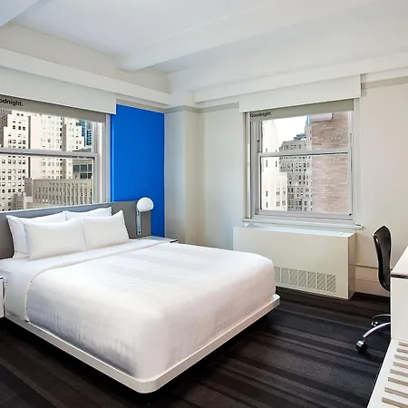 ROW NYC 4*