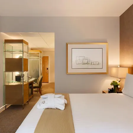Executive Le Soleil 4* New York