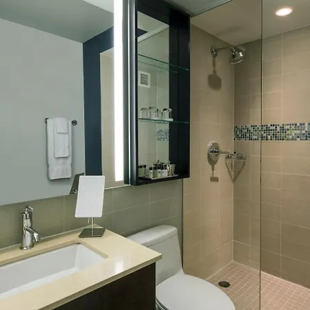 Hayden Hotel 4*
