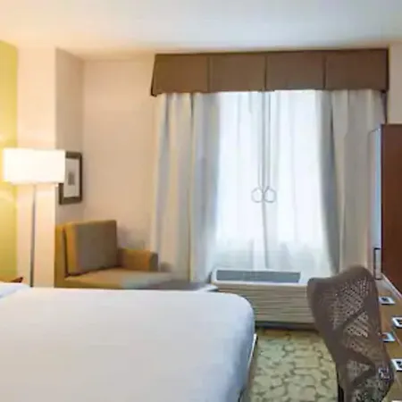 Hilton Garden Manhattan Midtown East Hotel