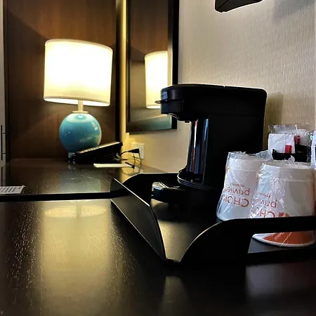 Hotel Sleep Long Island - Manhattan View