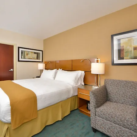 Express Kennedy Airport, An Ihg 3* New York
